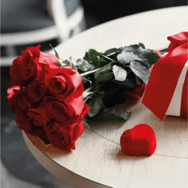 Rote Rosen pur